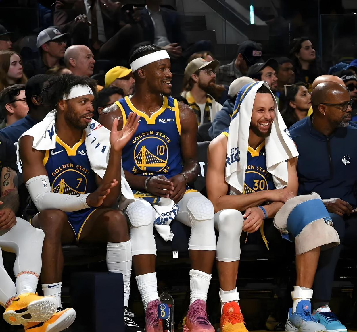 关于团队配合:北京队助攻达到23次,传球极为流畅!的信息 关于团队配合:北京队助攻达到23次,传球极为流畅!的信息